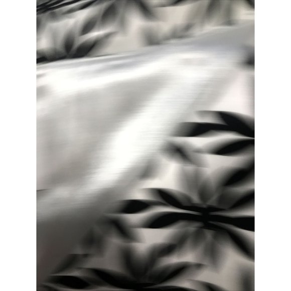 New Spense Black And White Floral Woman’s V-Neck Dress size 16 With Stretch - Picture 12 of 12